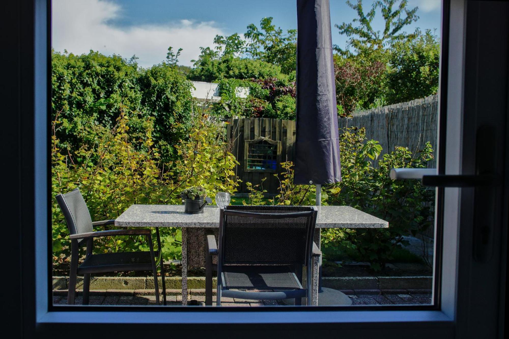 Emmen Bed And Breakfast Exteriör bild